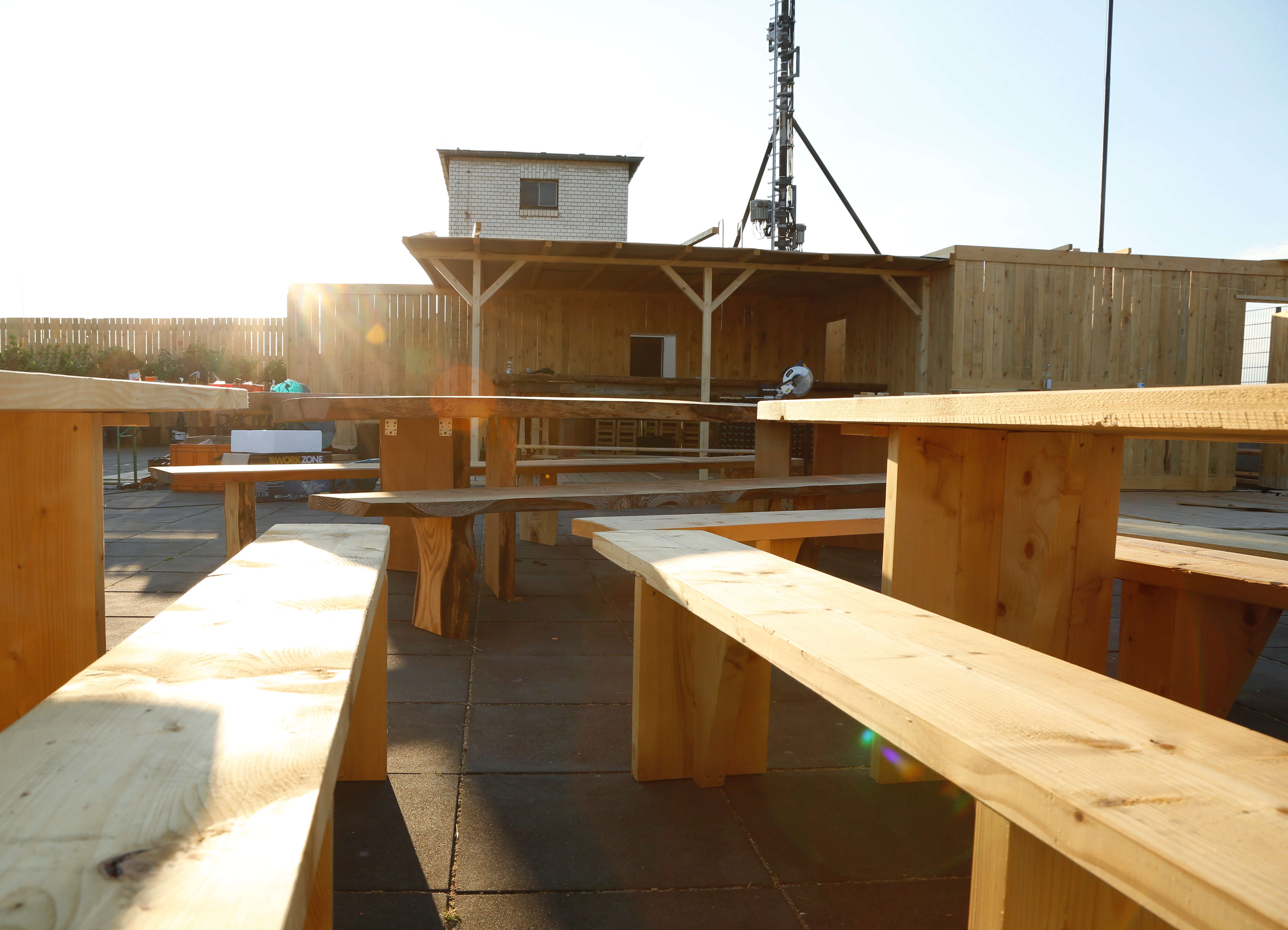 Erben Rooftop Weinbar – Holzarbeiten